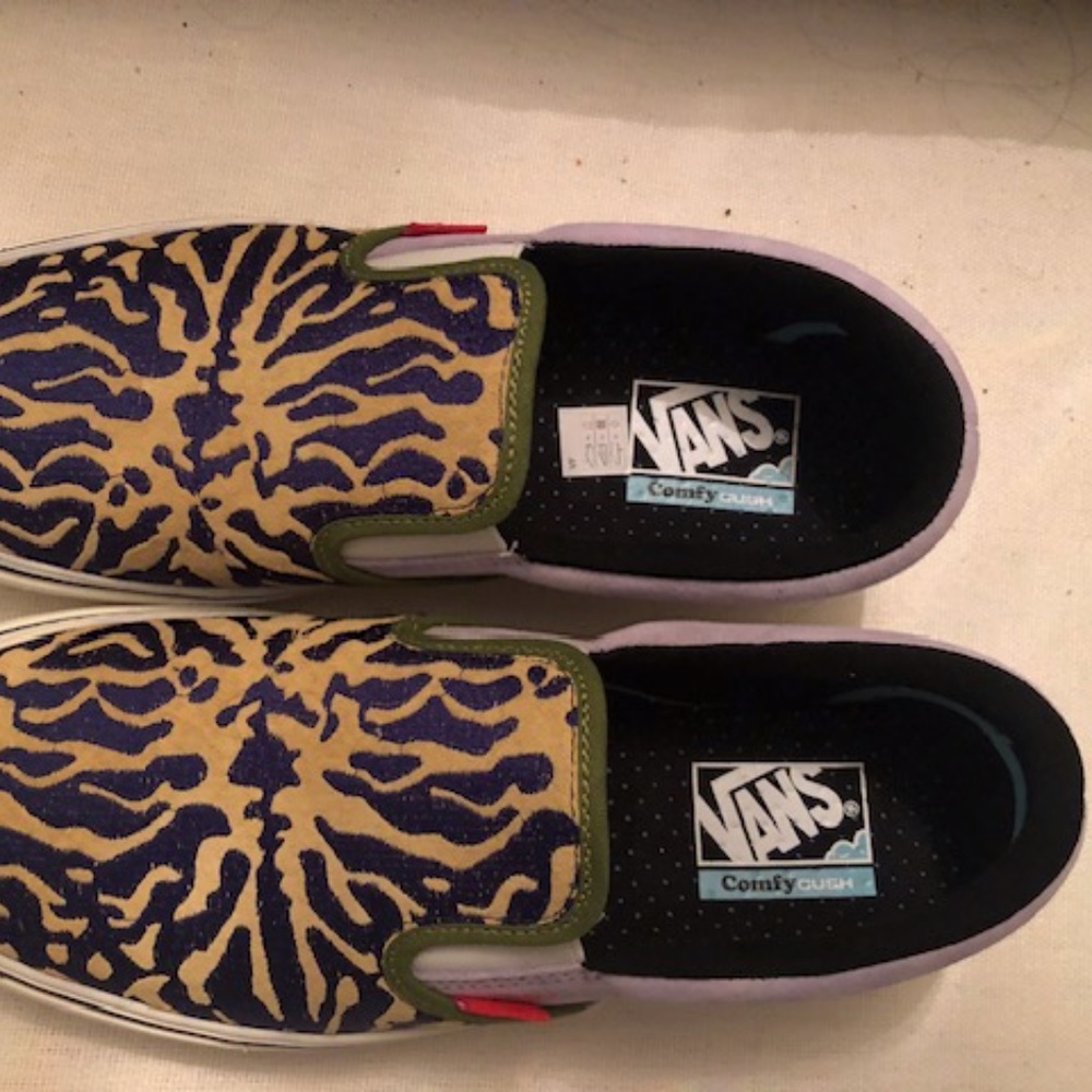 LSU Vans - Picture 2 of 5